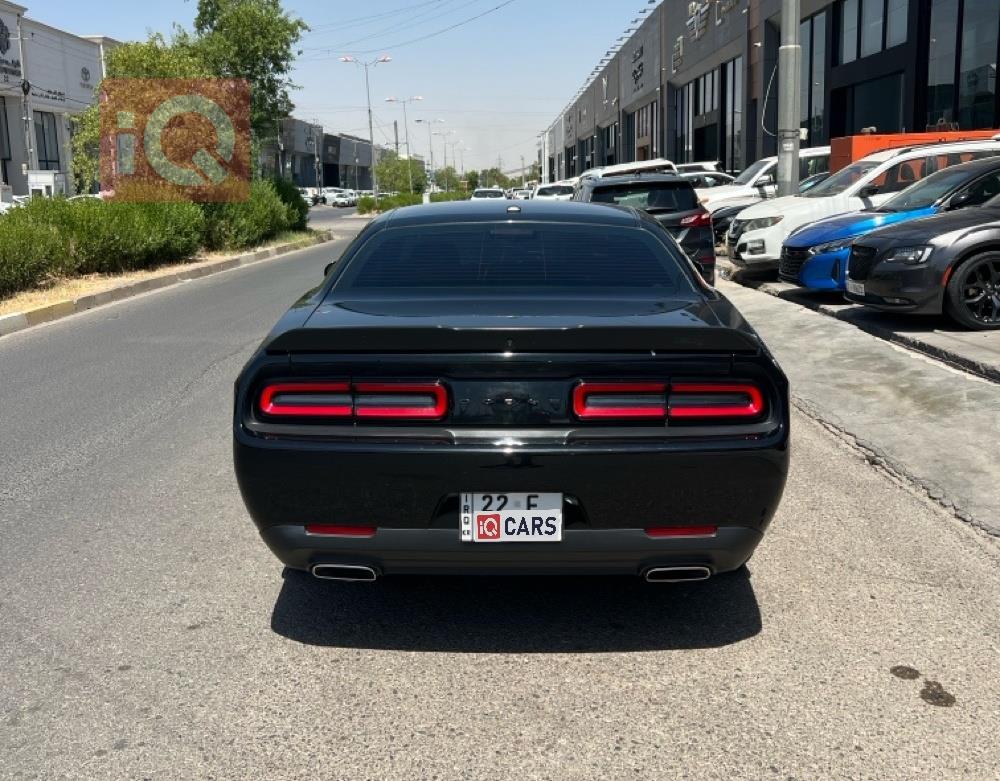 Dodge Challenger